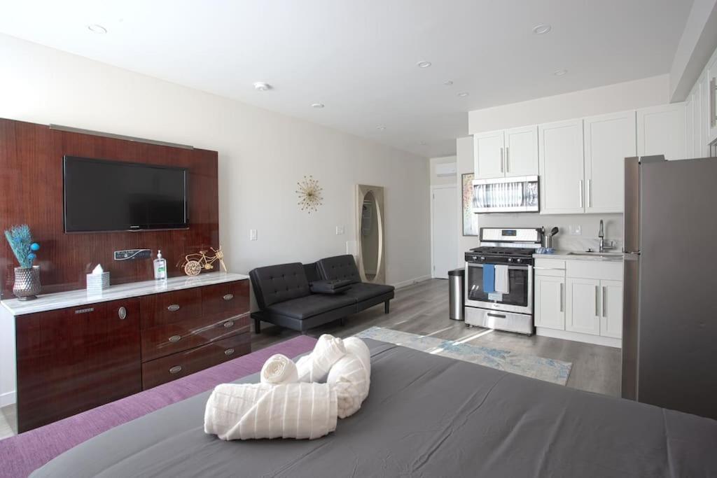 סן דייגו Luxurious Furnished Studio W Full Kitchen In Sd מראה חיצוני תמונה