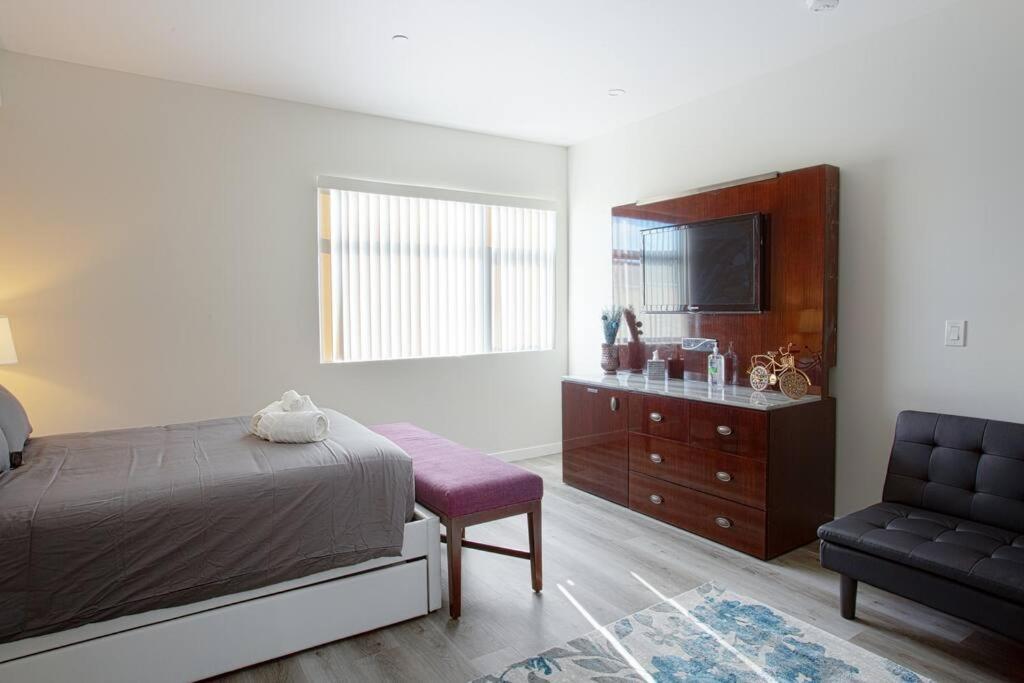סן דייגו Luxurious Furnished Studio W Full Kitchen In Sd מראה חיצוני תמונה
